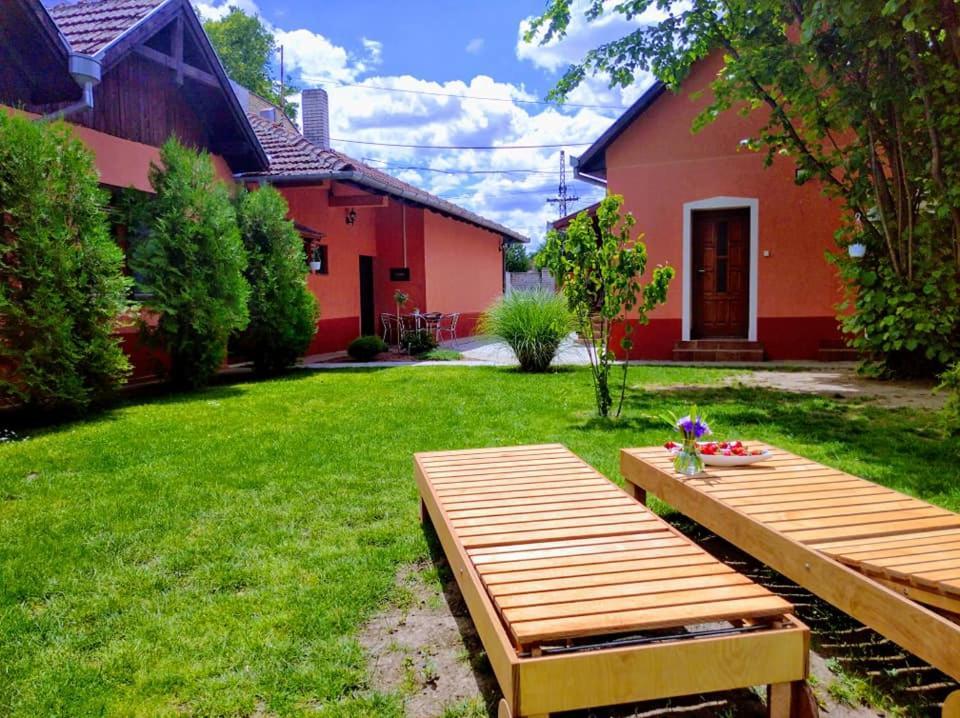Dumalux Apartment Subotica Exteriör bild
