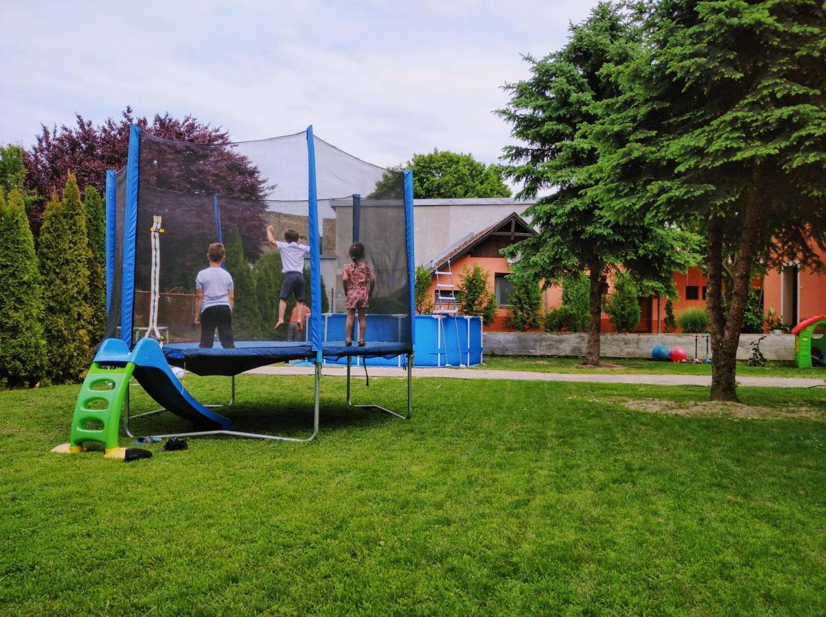 Dumalux Apartment Subotica Exteriör bild